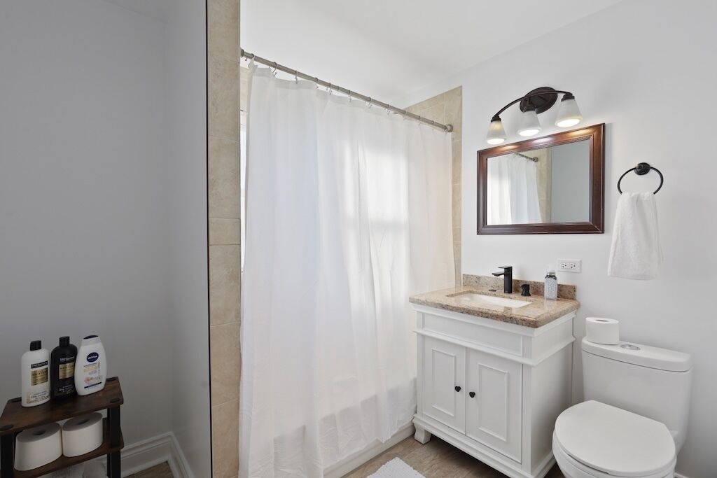 Photo of Bathroom in Clearing