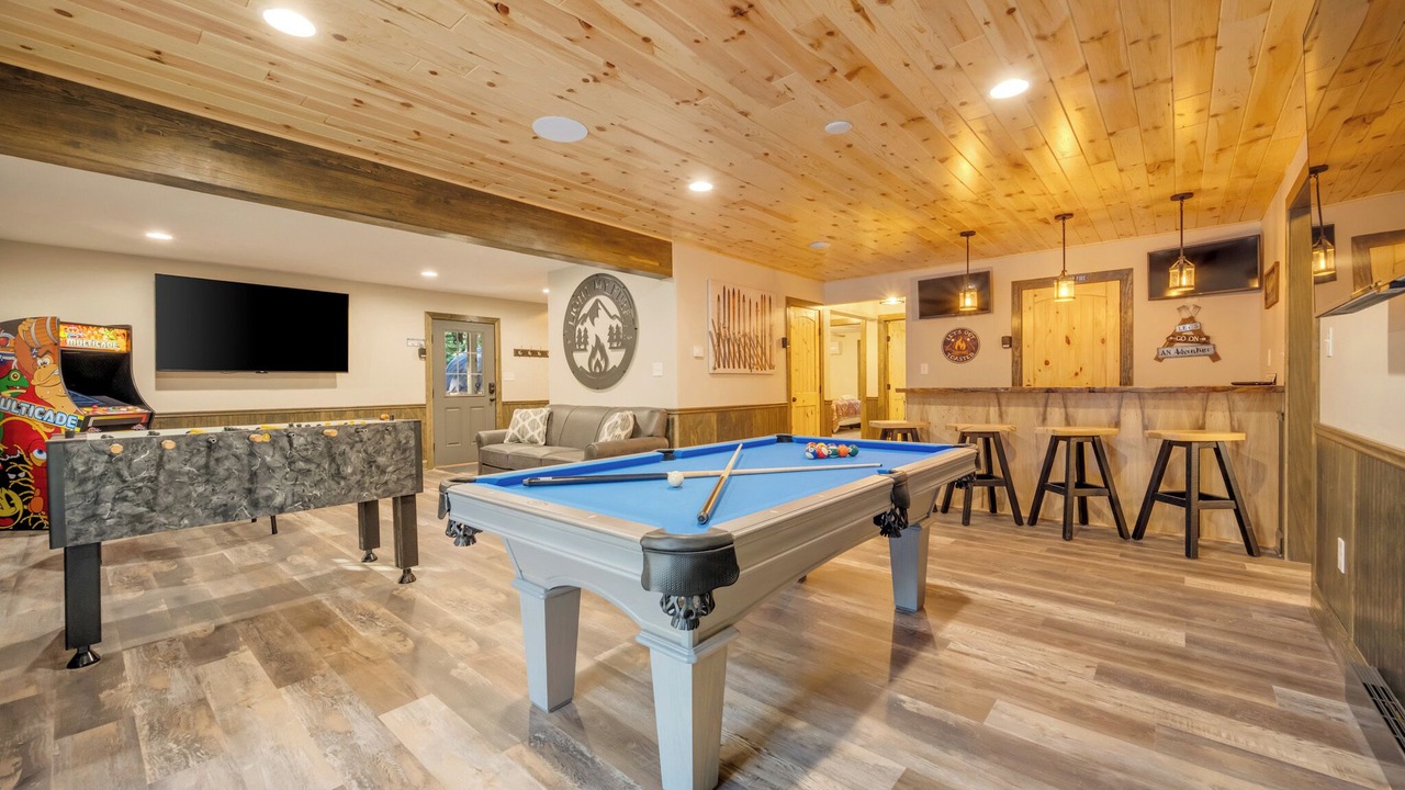 Photo of Bedroom in Lake Harmony Estates
