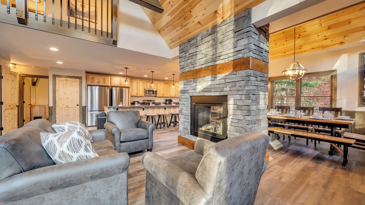 Photo of Livingroom in Lake Harmony Estates