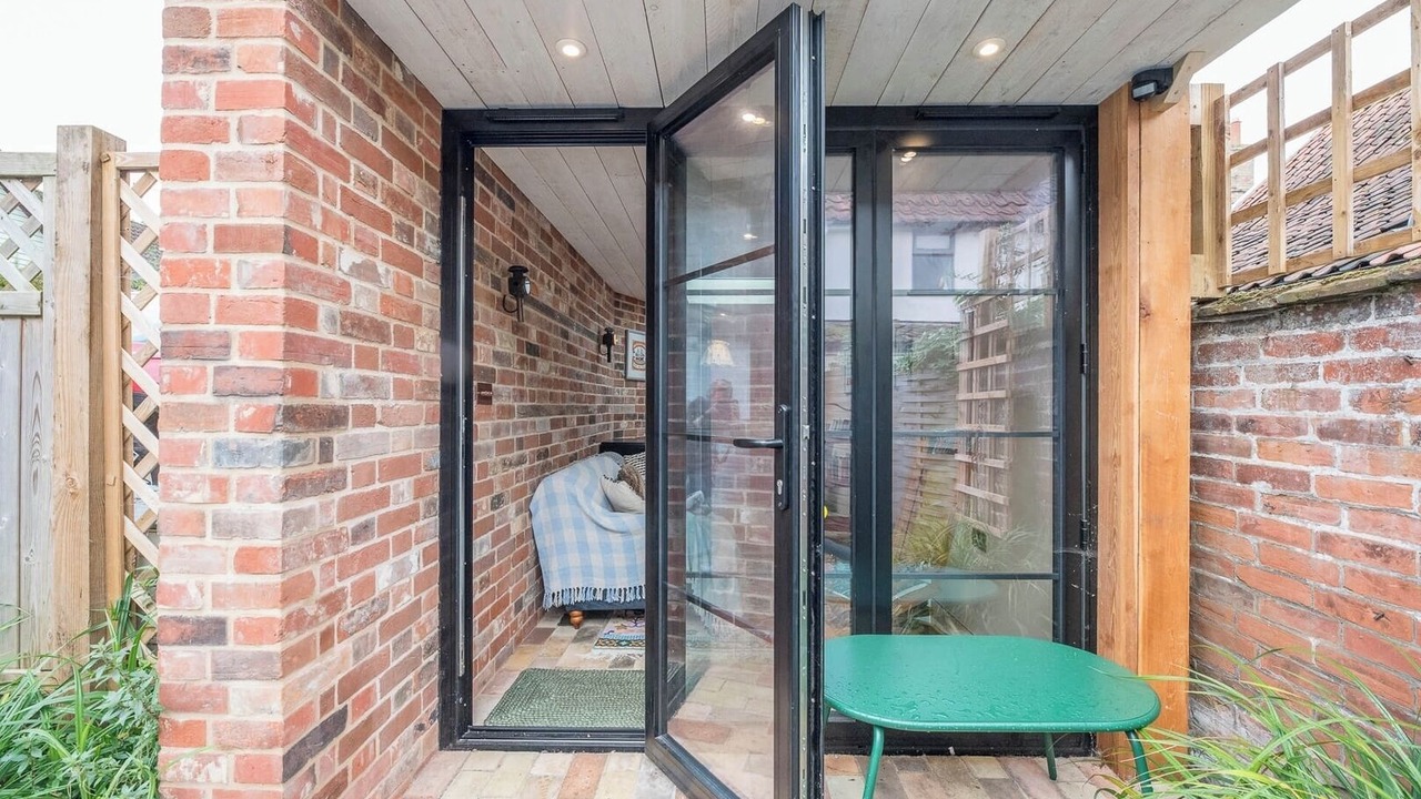 Photo of Patio Balcony in Yoxford