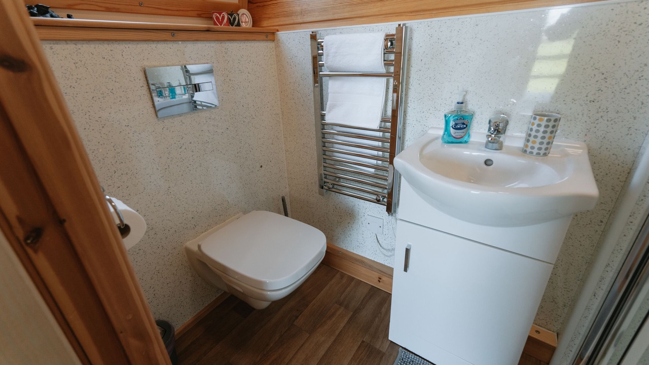 Photo of Bathroom in Tirabad