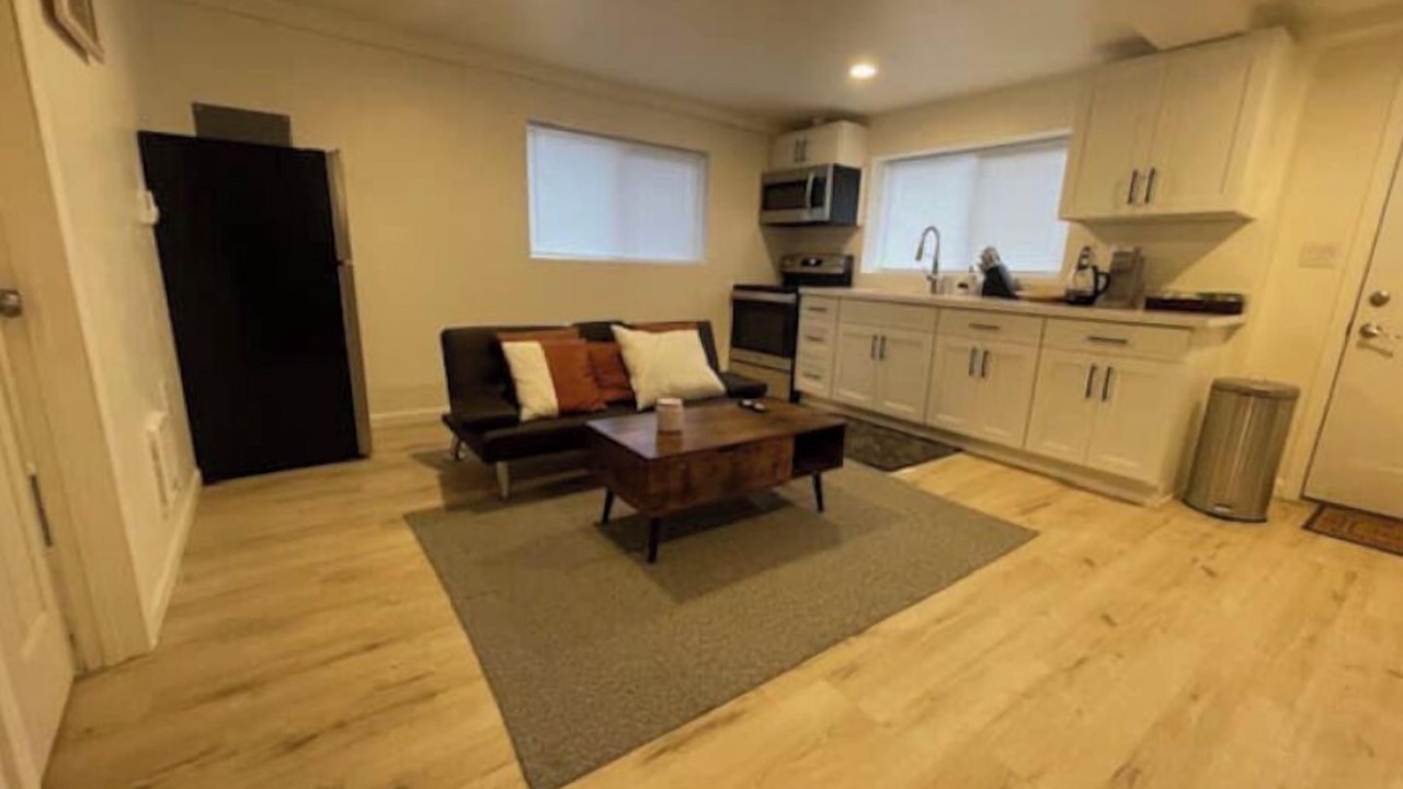 Photo of Livingroom in White Center