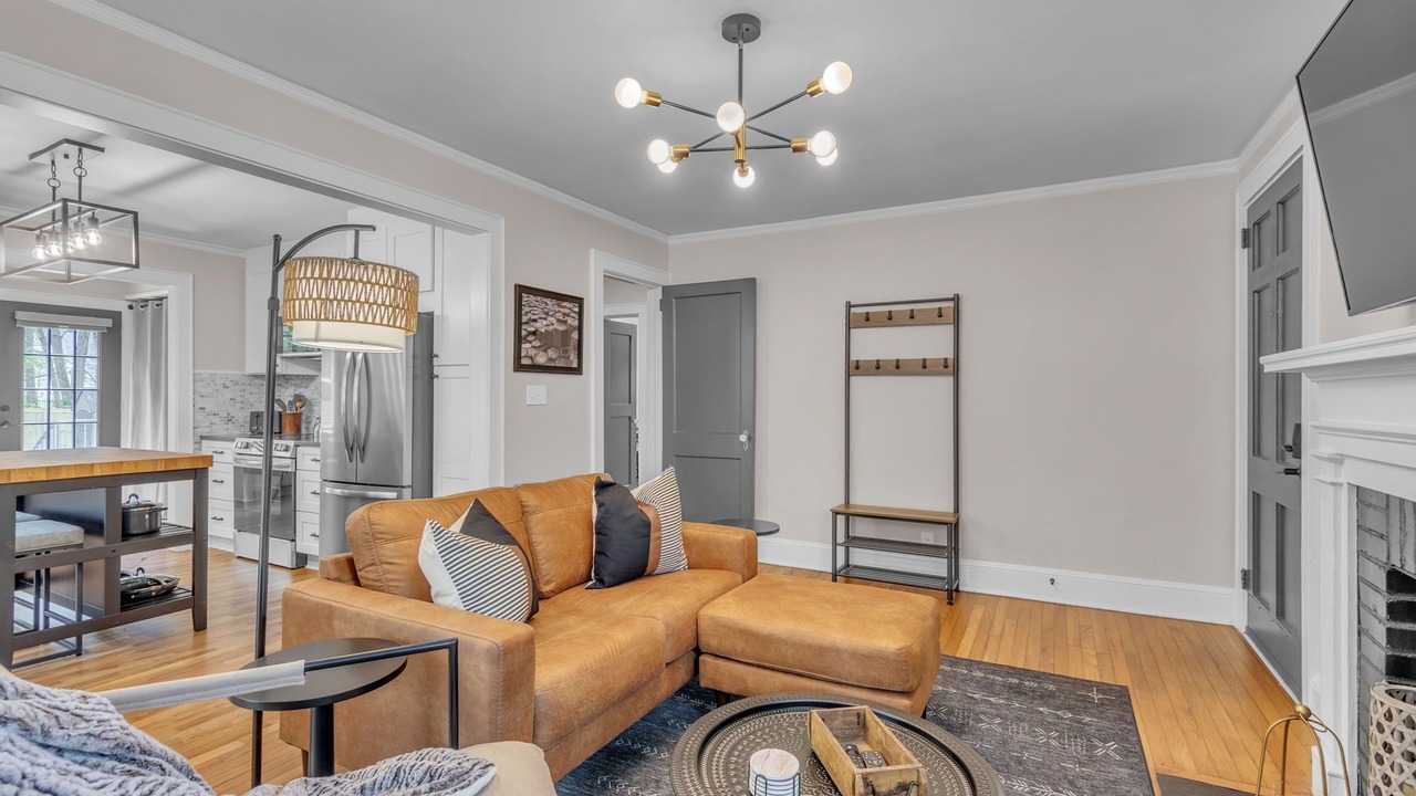 Photo of Livingroom in Greenville
