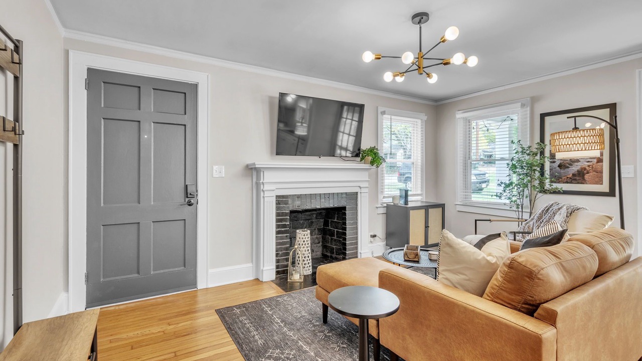 Photo of Livingroom in Greenville