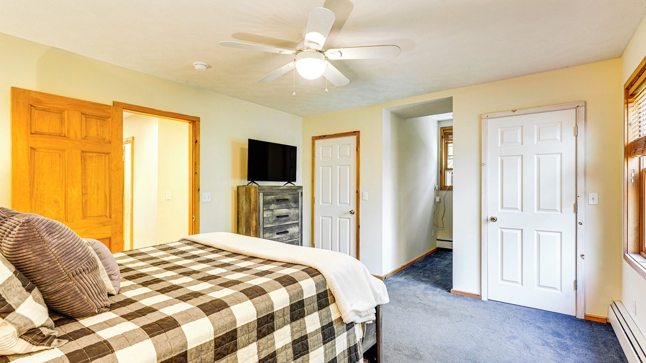 Photo of Bedroom in Town of Webb