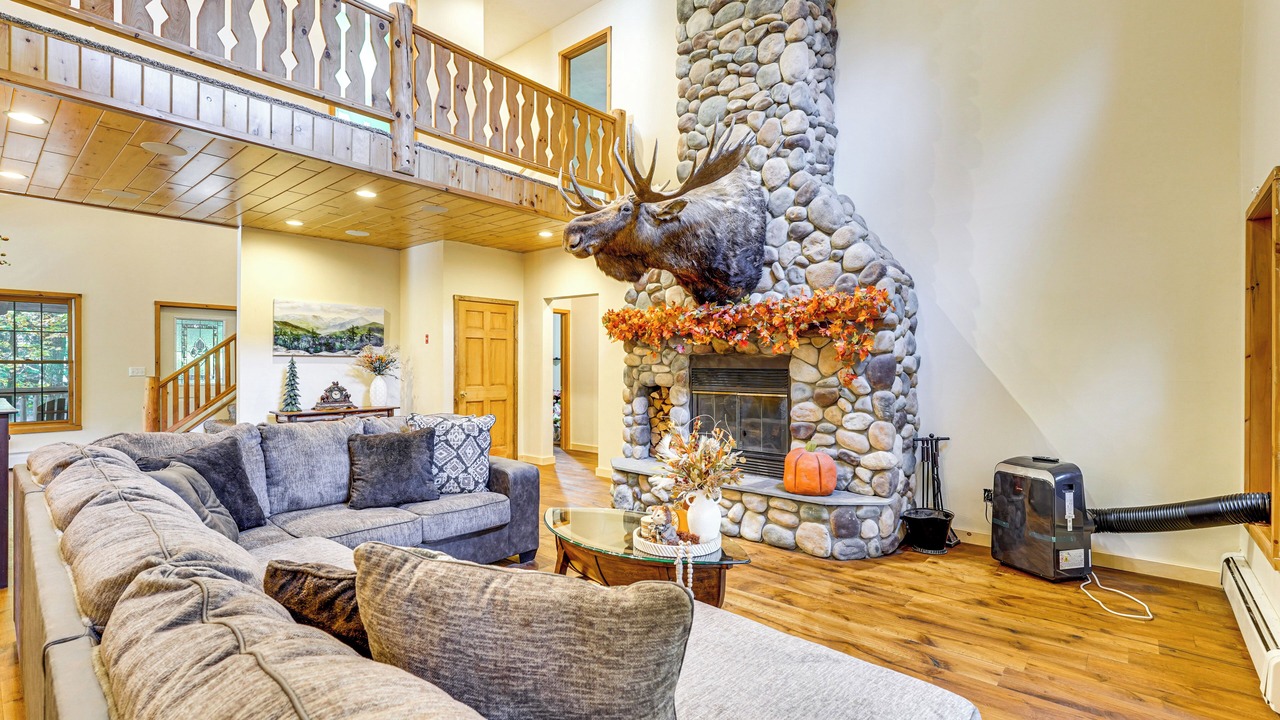 Photo of Livingroom in Town of Webb