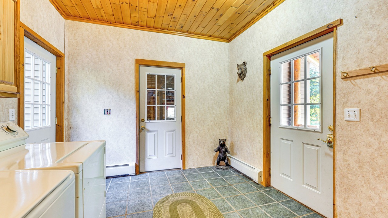 Photo of Bedroom in Town of Webb