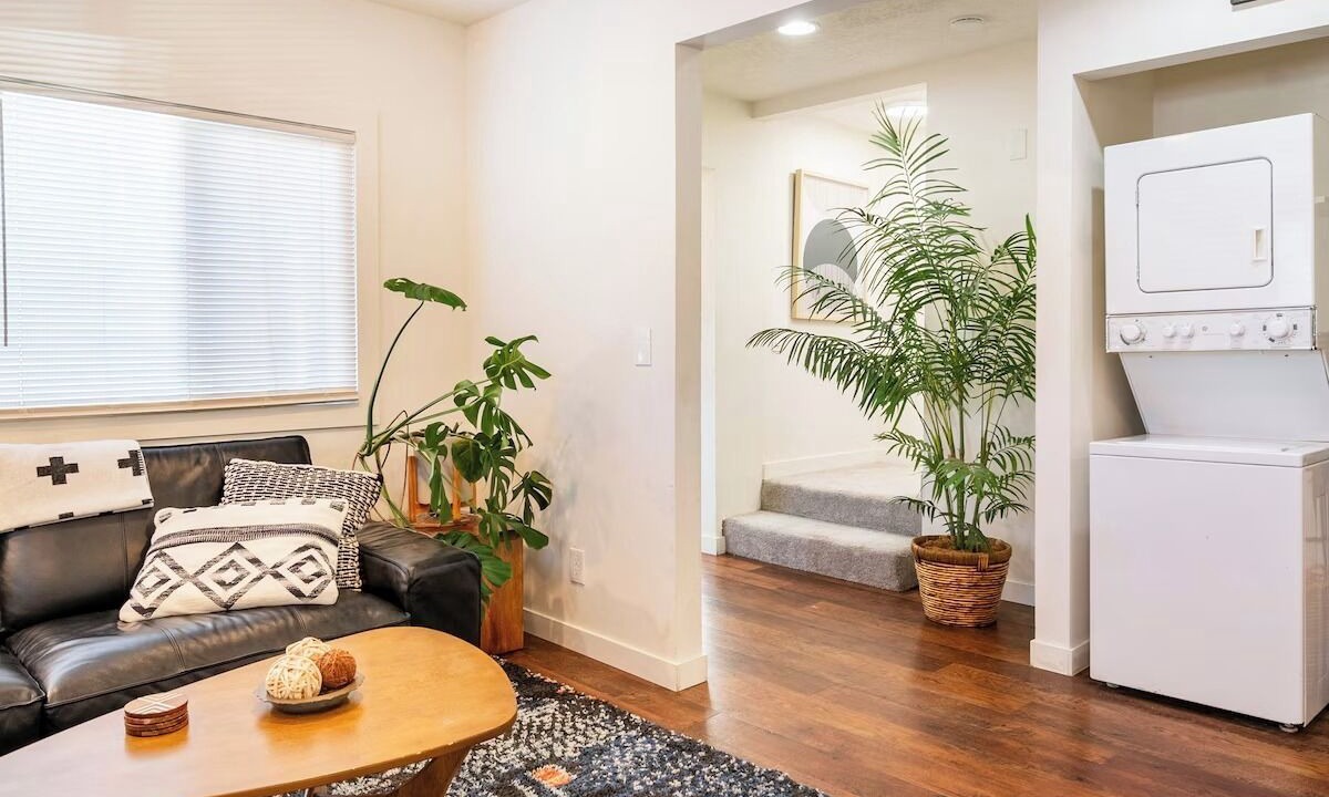 Photo of Livingroom in North Tabor