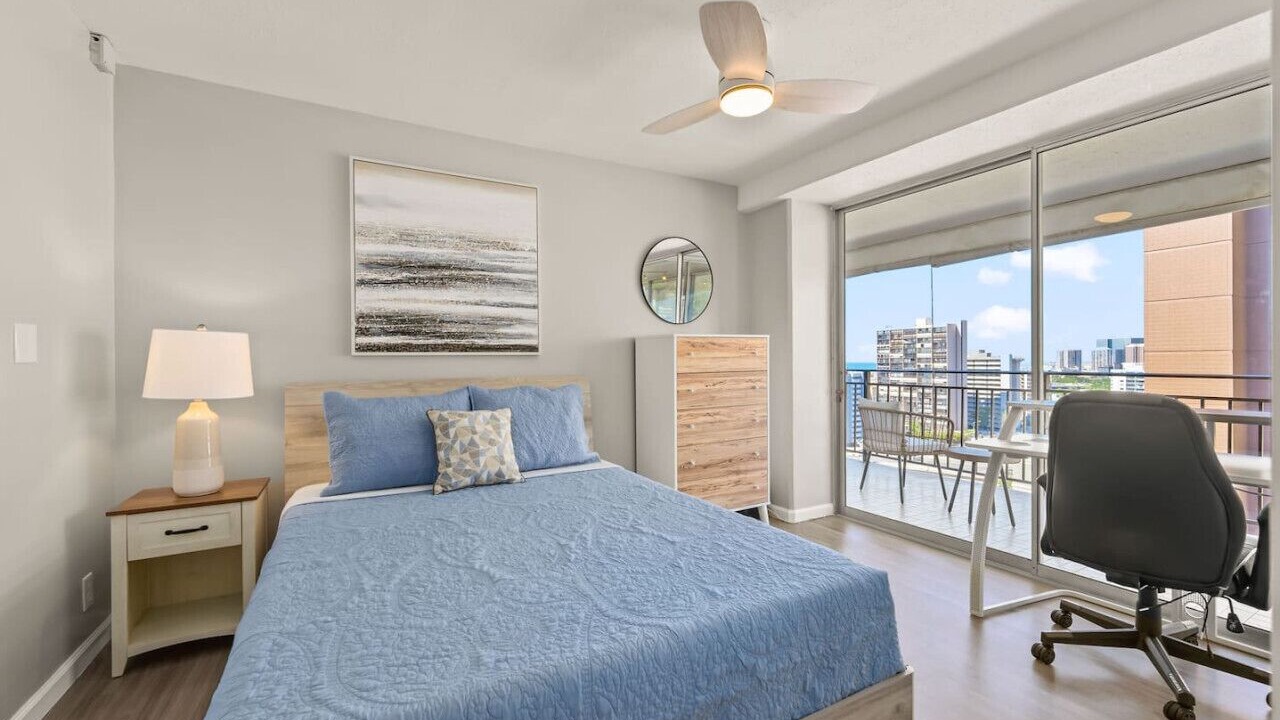 Photo of Bedroom in Tantalus