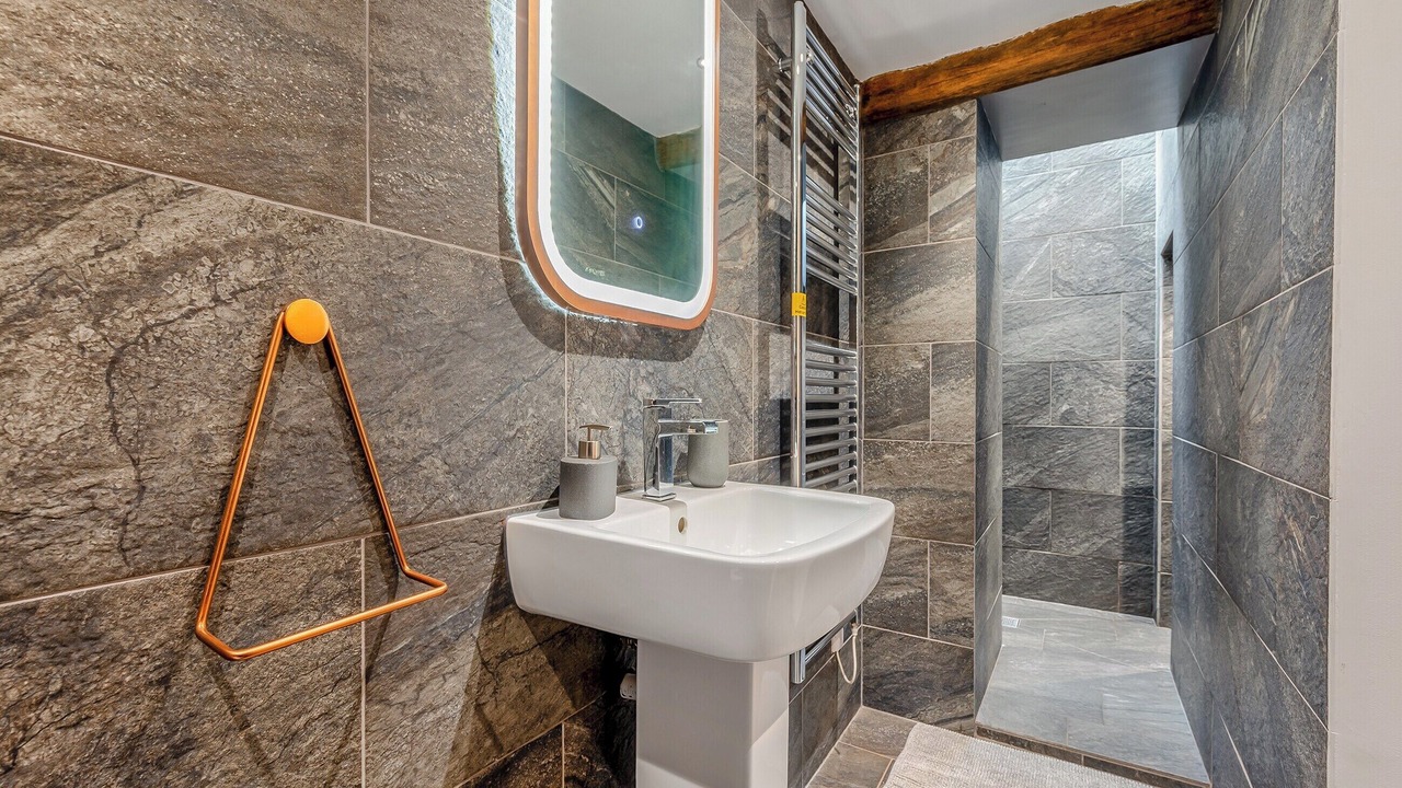 Photo of Bathroom in Torpoint