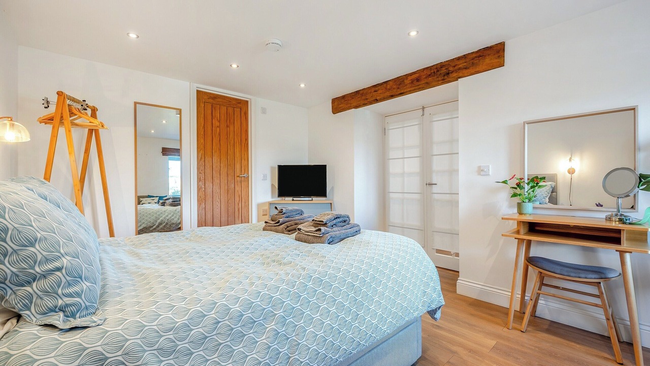 Photo of Others in Torpoint