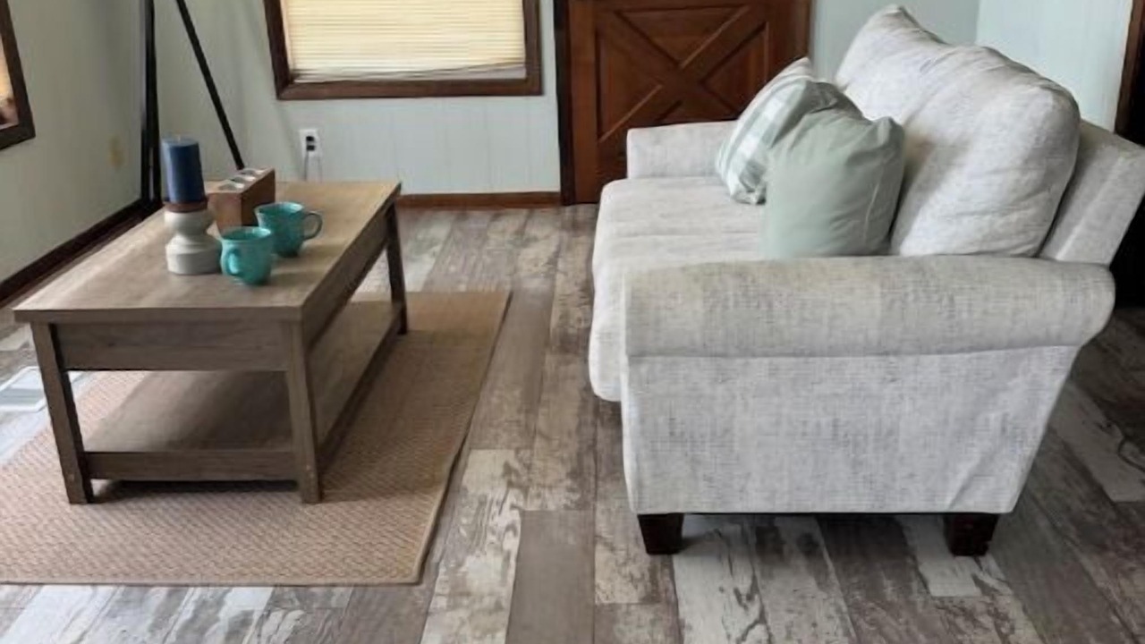 Photo of Livingroom in Interlachen