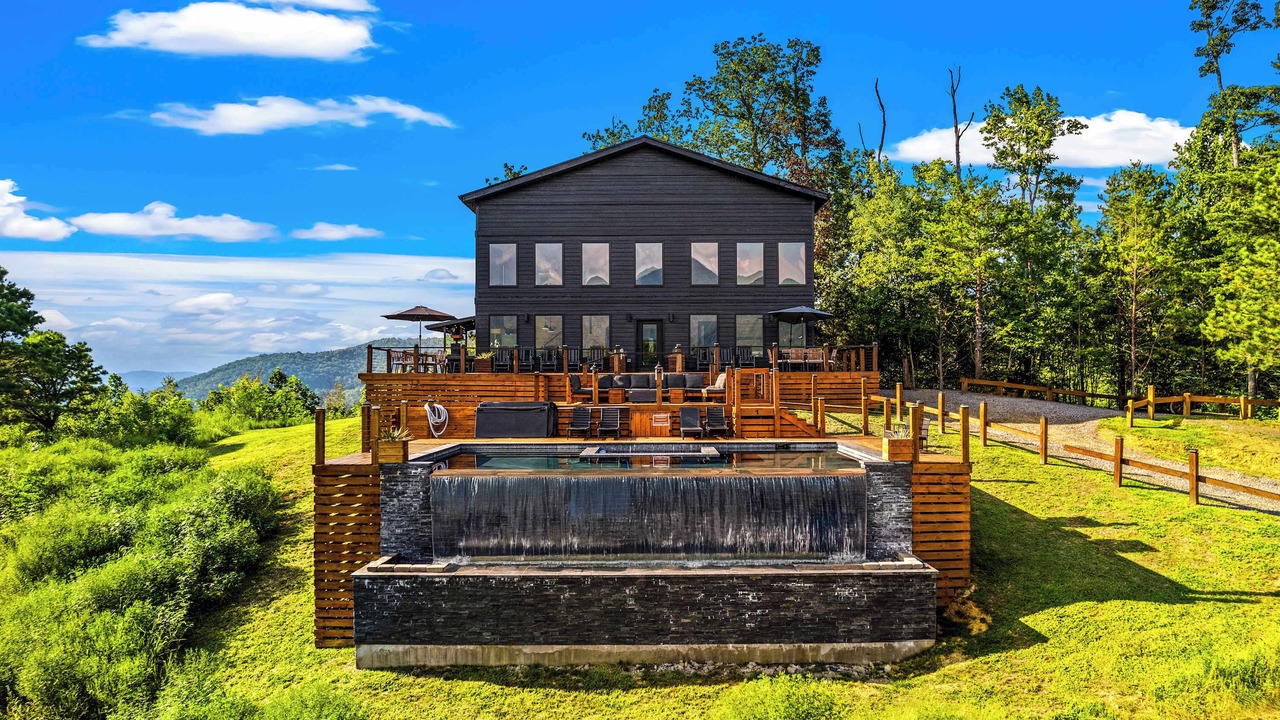 Photo of Outdoor in Cosby