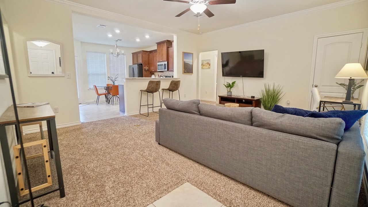 Photo of Livingroom in East MLK