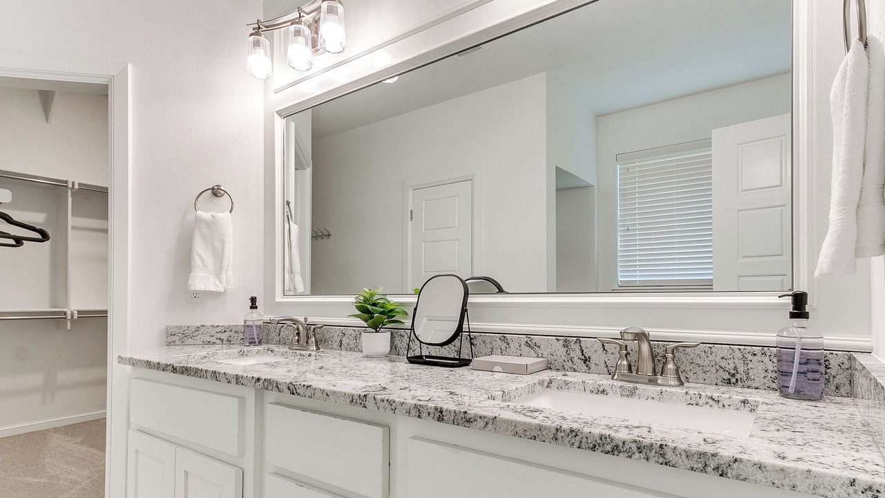 Photo of Bathroom in Moore
