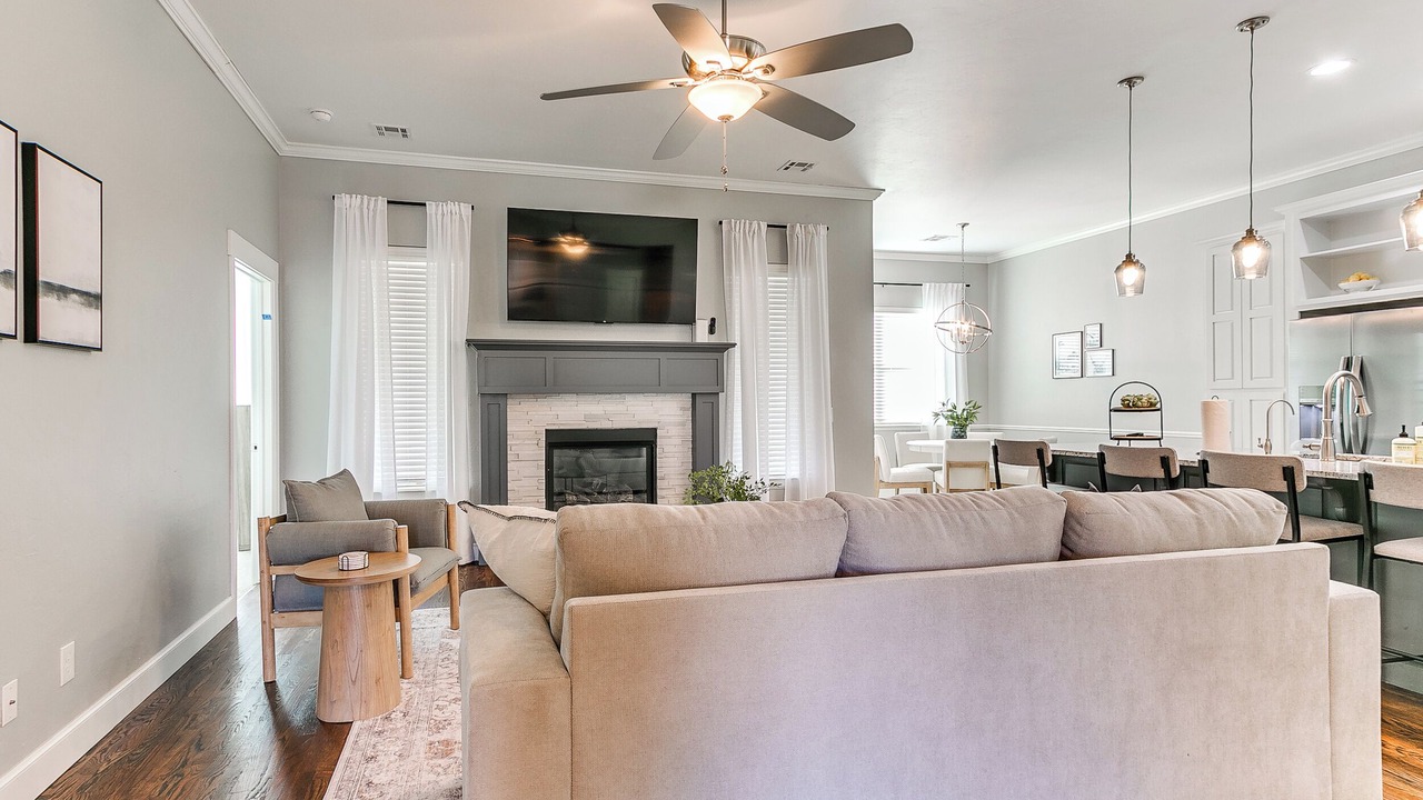 Photo of Livingroom in Moore