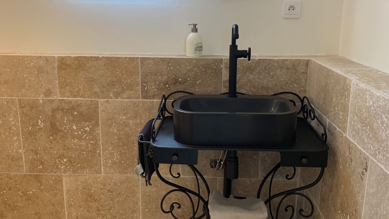 Photo of Bathroom in Clairac