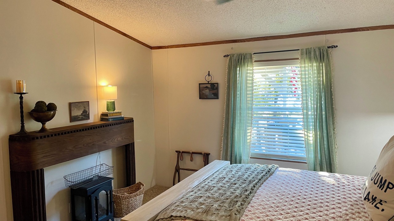 Photo of Bedroom in Hawkins