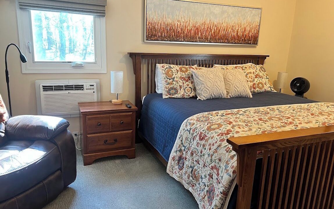 Photo of Bedroom in Spirit Lake