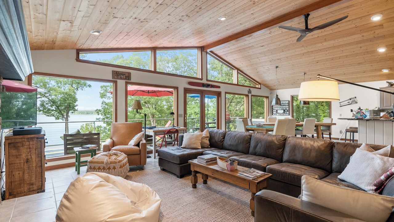 Photo of Livingroom in Quitman