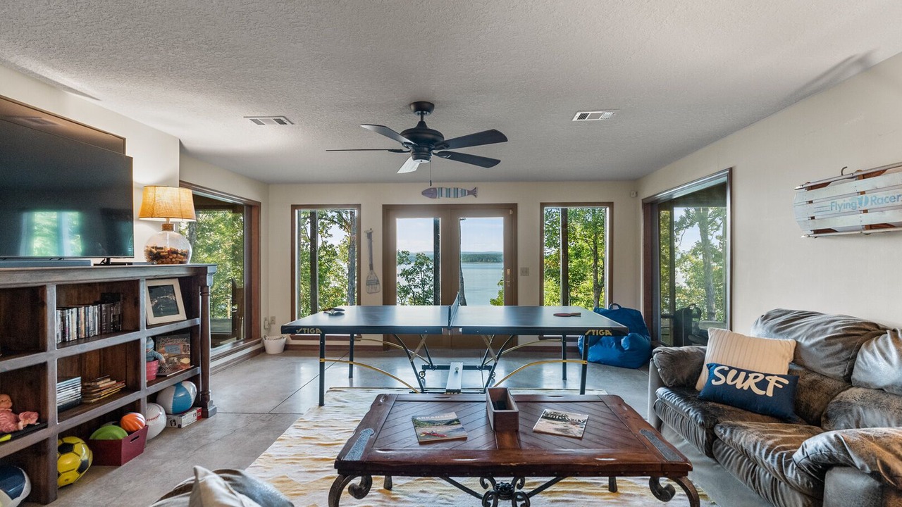 Photo of Livingroom in Quitman