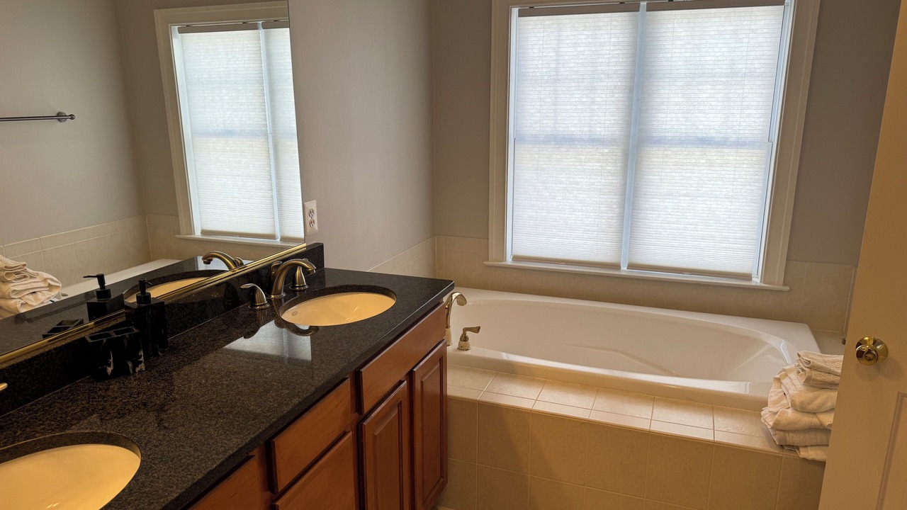 Photo of Bathroom in Baileys Crossroads