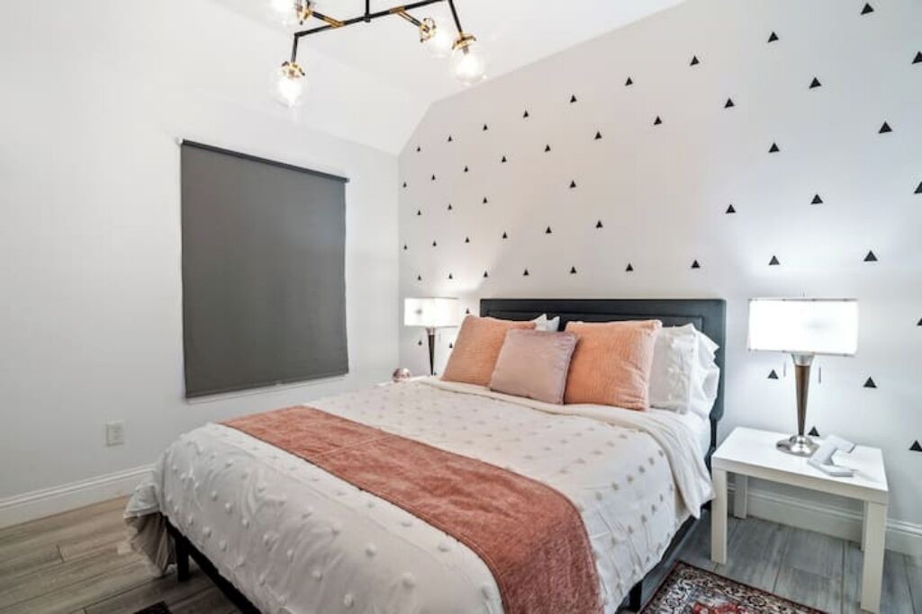 Photo of Bedroom in Clodine