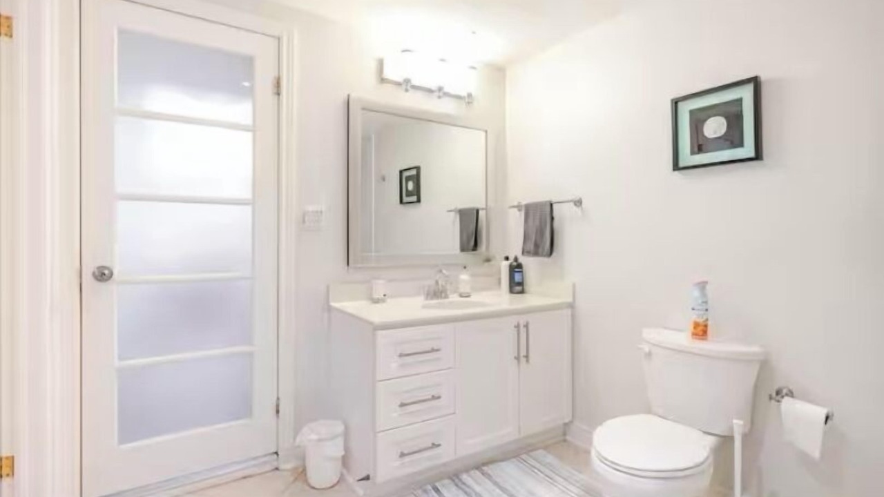 Photo of Bathroom in Rathwood