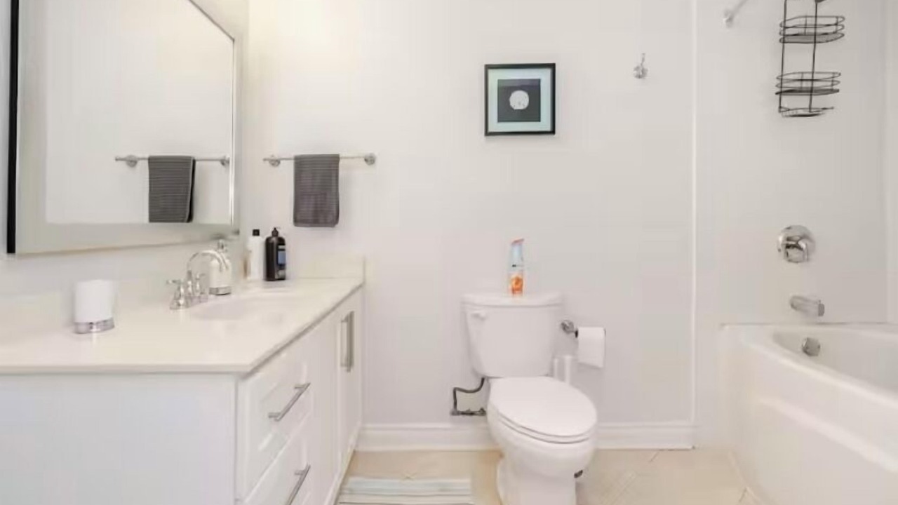 Photo of Bathroom in Rathwood