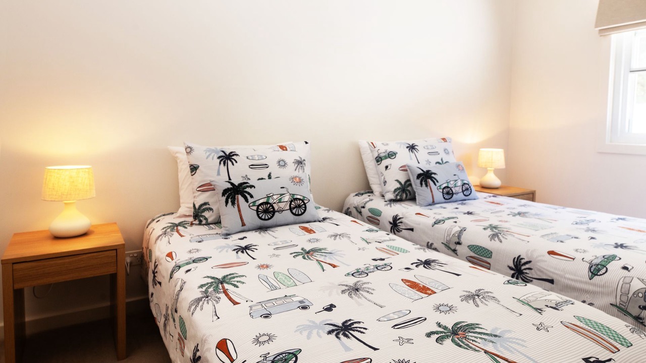 Photo of Bedroom in One Mile