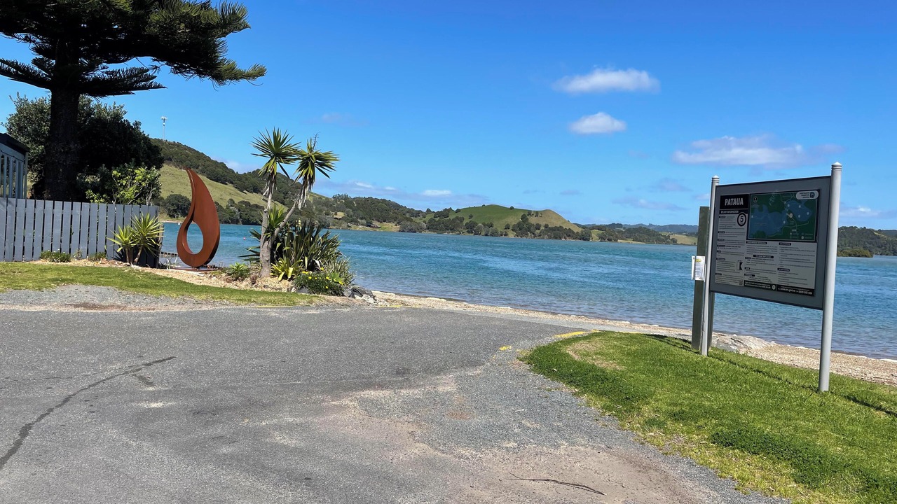 Photo of Others in Pataua