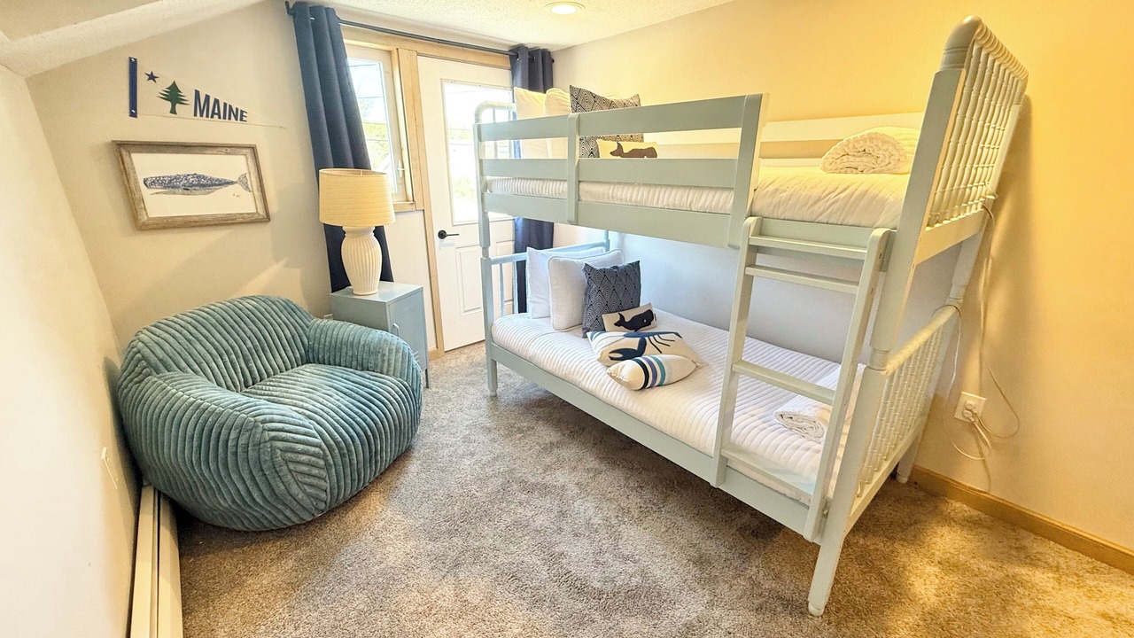 Photo of Bedroom in Fortunes Rocks