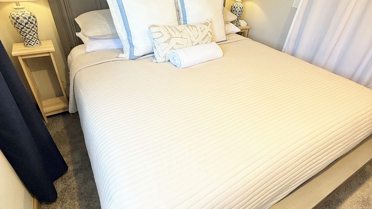 Photo of Bedroom in Fortunes Rocks