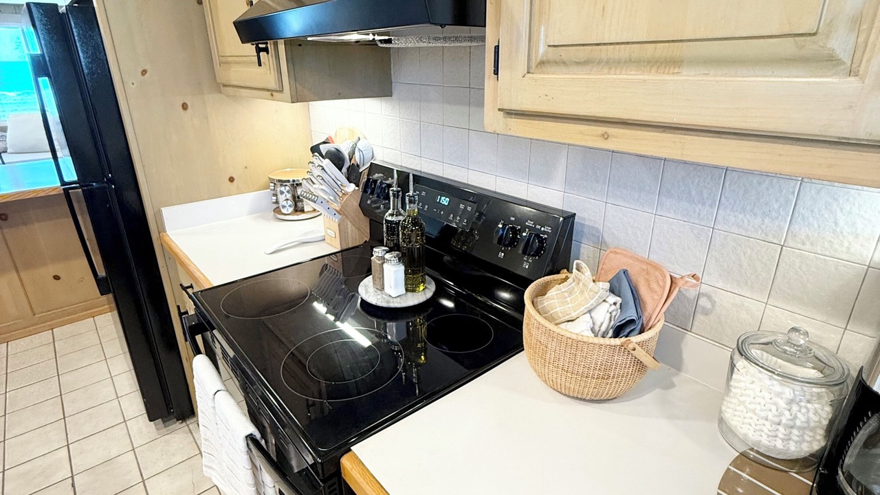 Photo of Kitchen in Fortunes Rocks