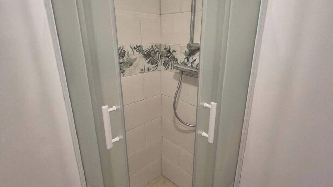 Photo of Bathroom in Dieppe