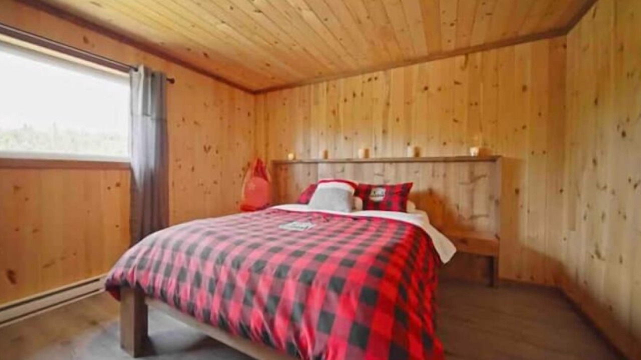 Photo of Bedroom in Riviere-a-Pierre