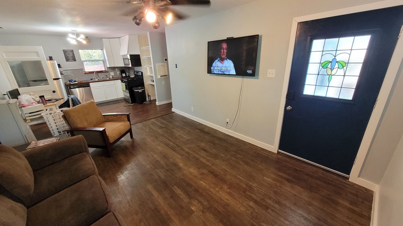 Photo of Livingroom in North Loop