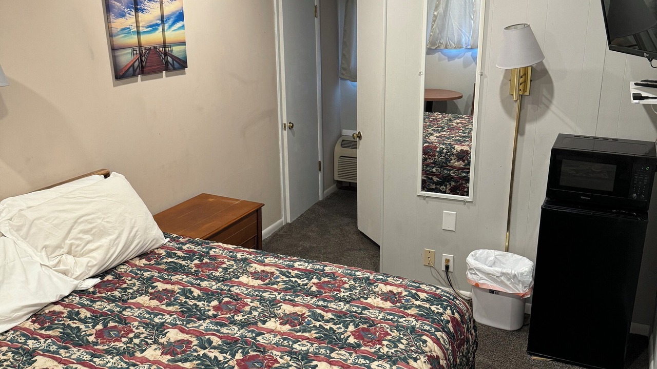 Photo of Bedroom in Downs
