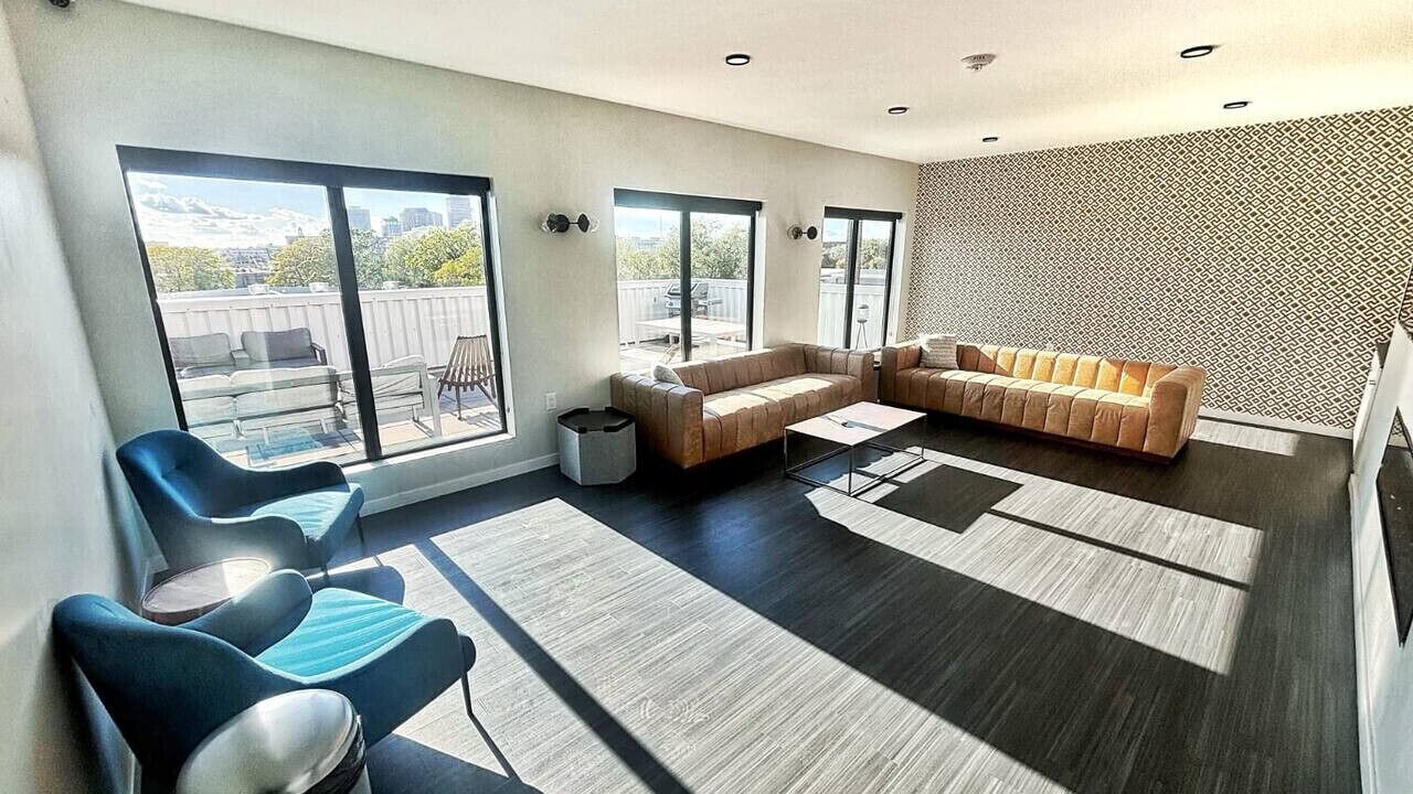 Photo of Livingroom in Downtown Des Moines