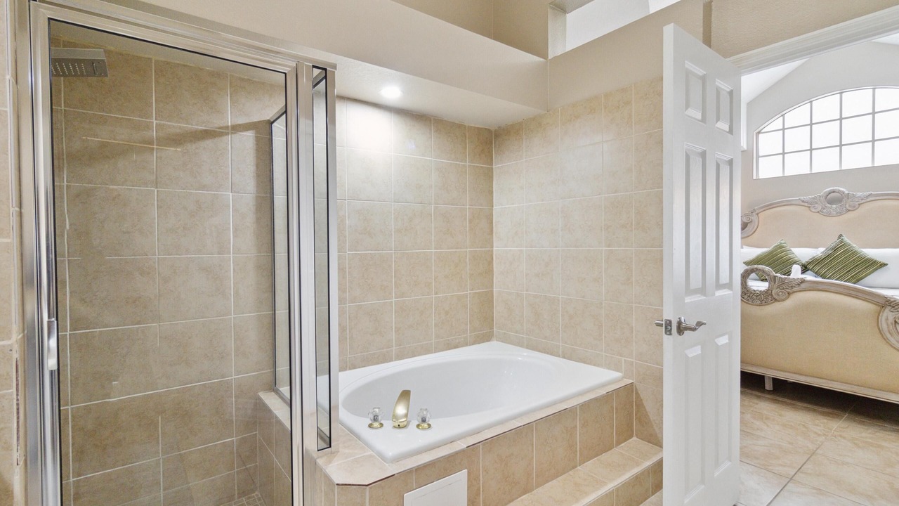 Photo of Bathroom in Eagle Pointe South