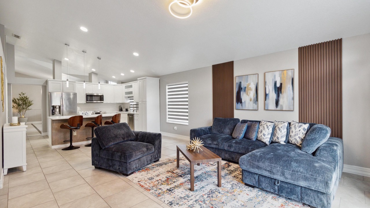 Photo of Livingroom in Eagle Pointe South