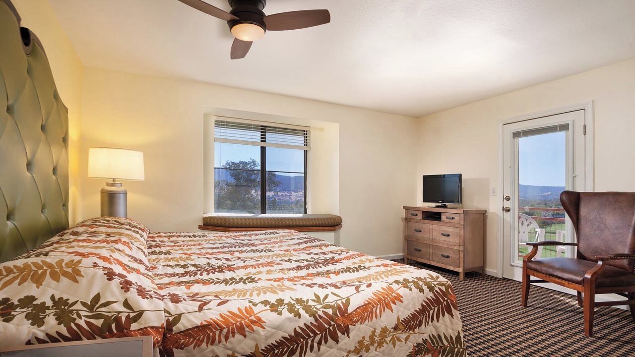 Photo of Bedroom in Angels Camp