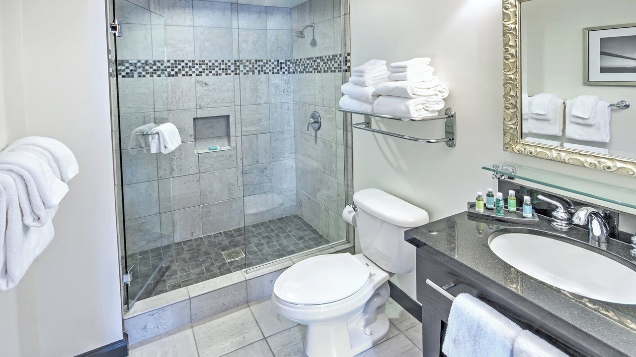 Photo of Bathroom in Lower Nob Hill