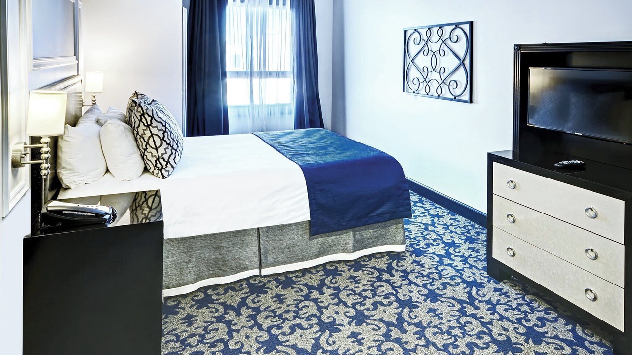 Photo of Bedroom in Lower Nob Hill