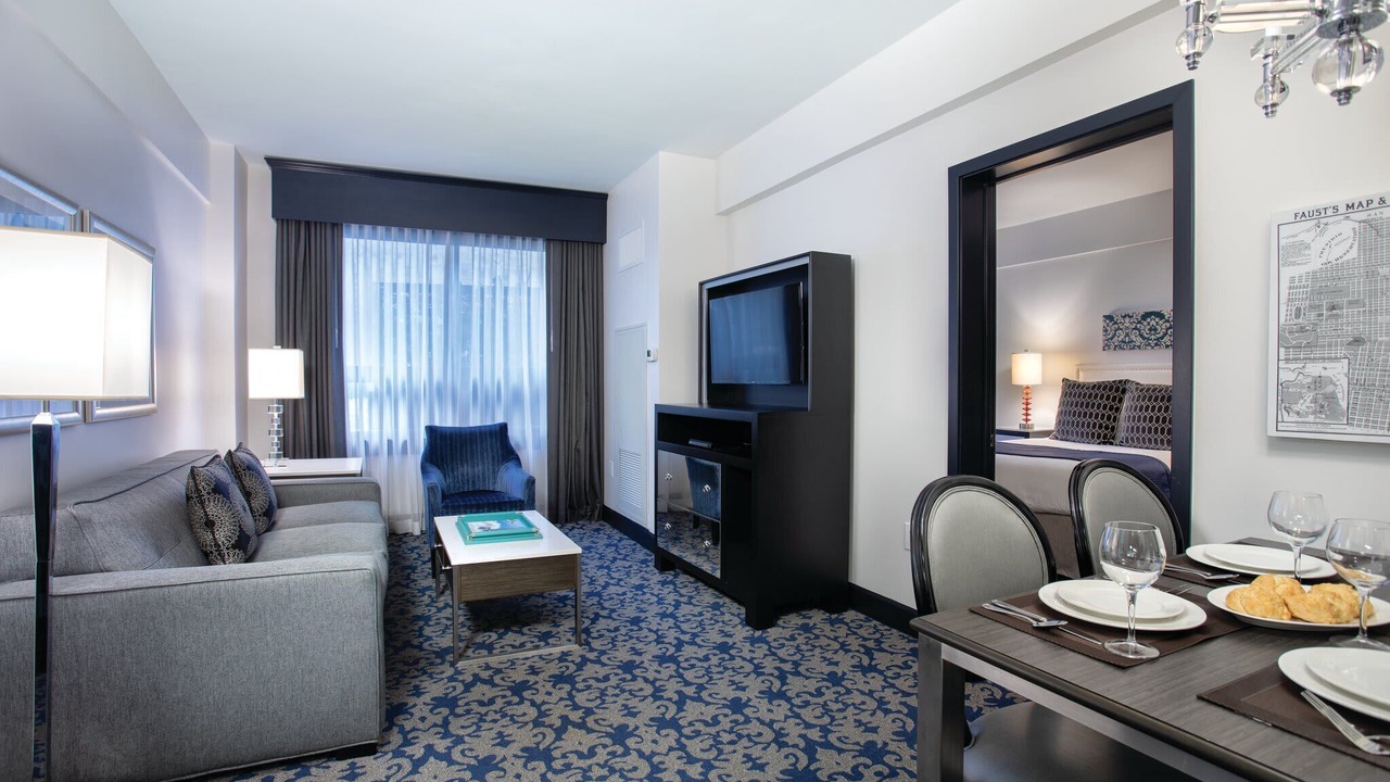 Photo of Livingroom in Lower Nob Hill