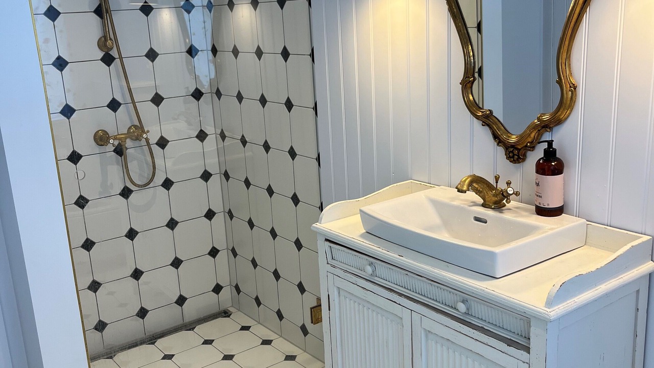 Photo of Bathroom in Holloselund