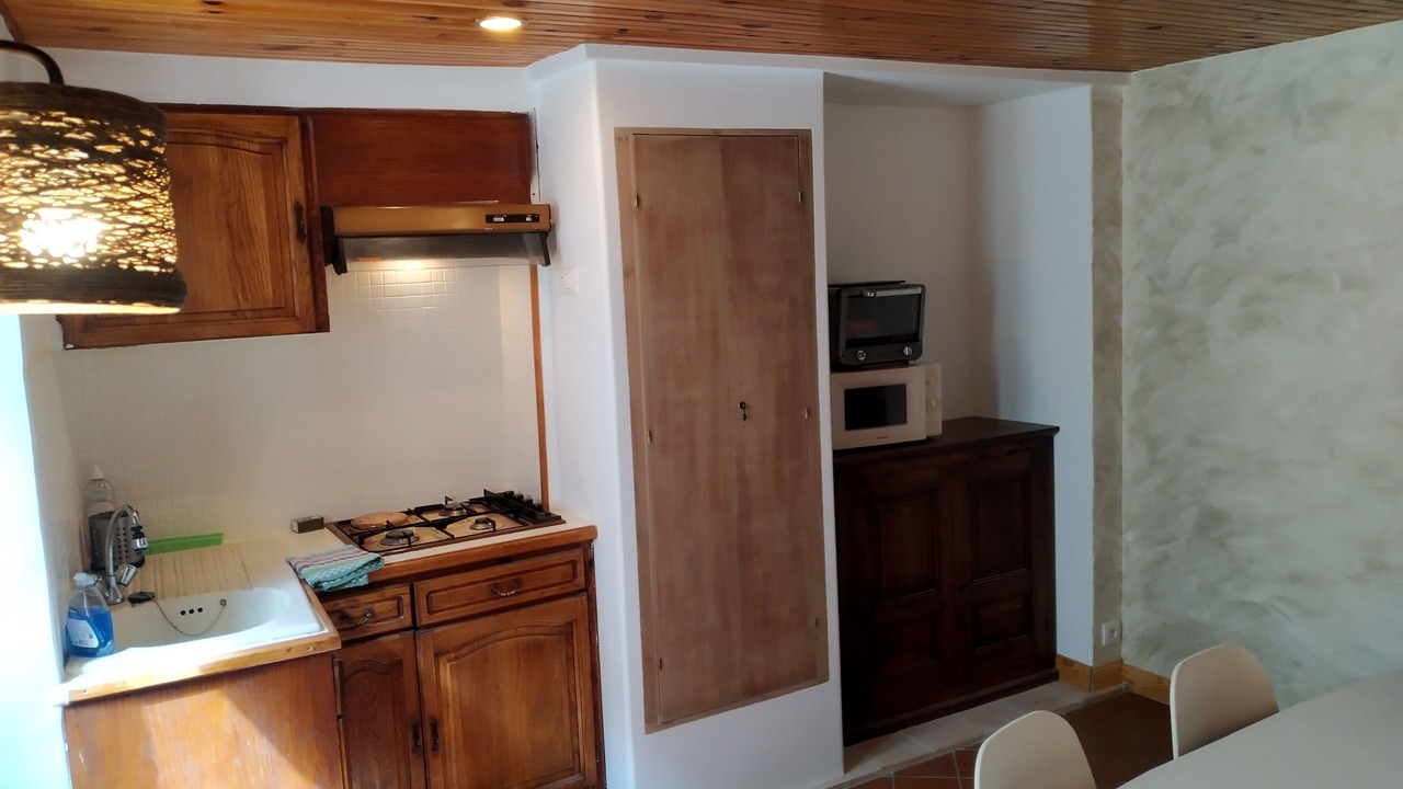 Photo of Kitchen in Entraunes