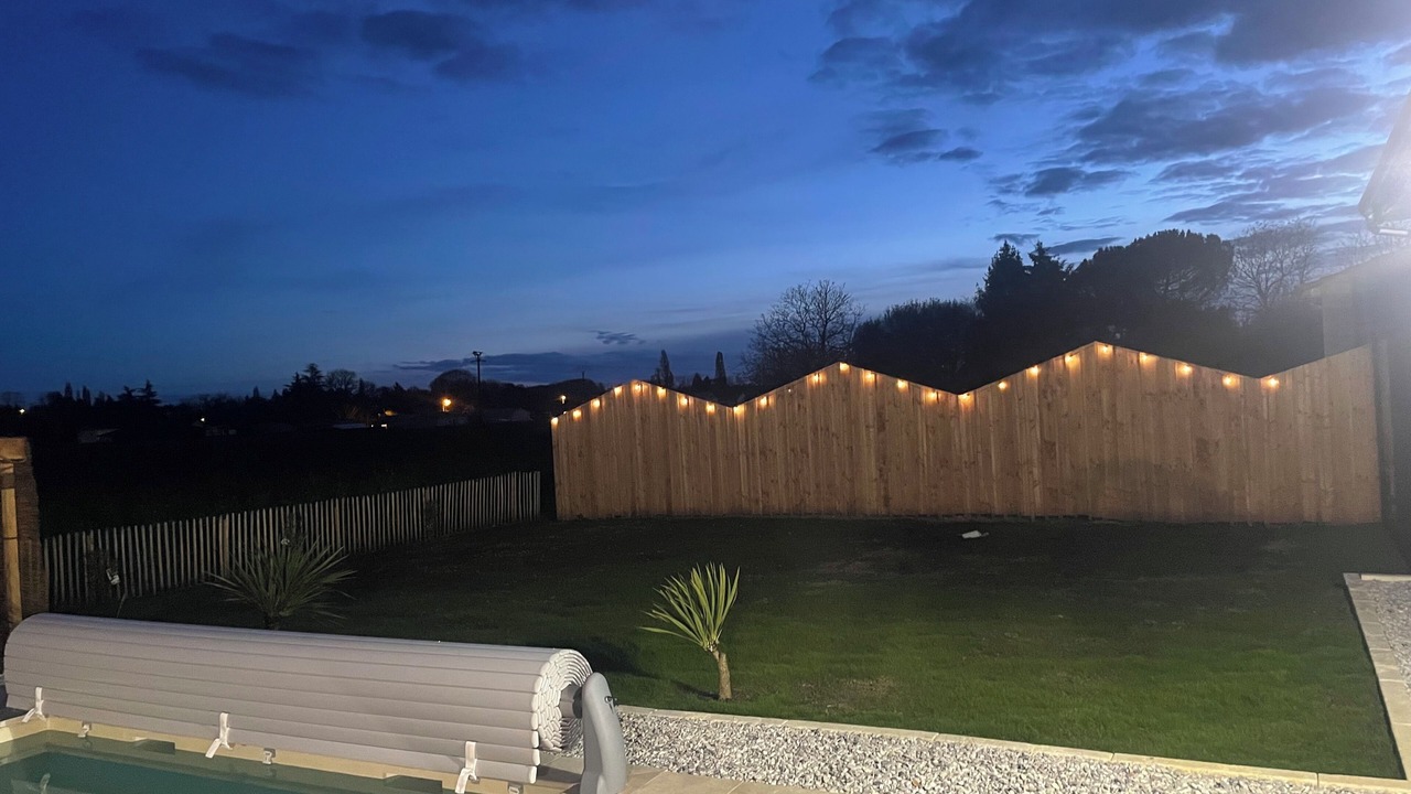 Photo of Outdoor in Cours-de-Pile