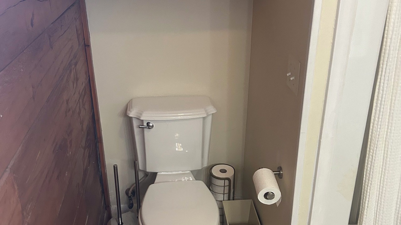 Photo of Bathroom in Forestburg