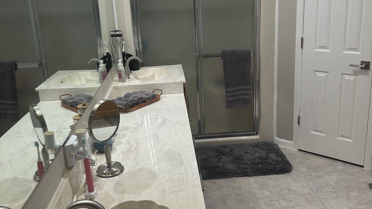 Photo of Bathroom in Forestburg